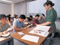日本外国语专门学校