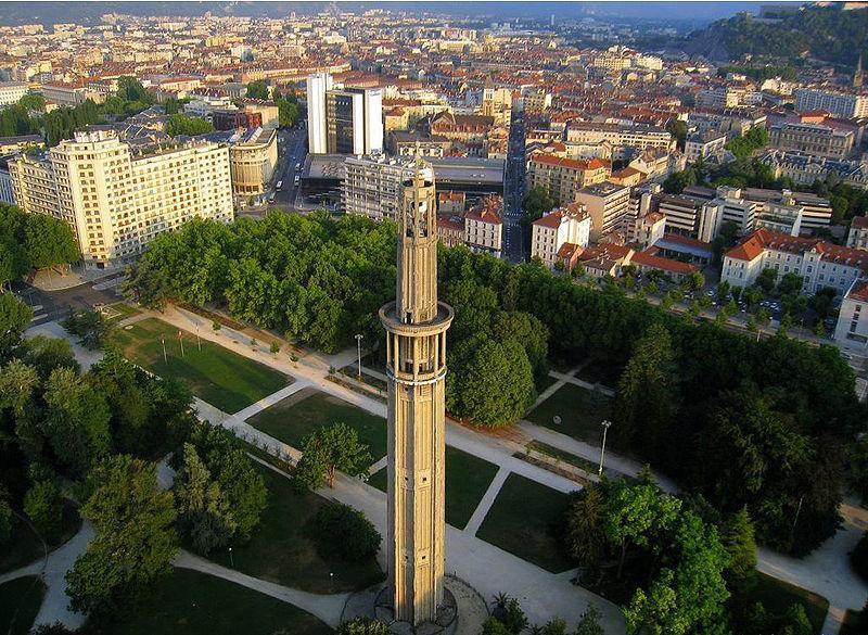 格勒诺布尔二大 